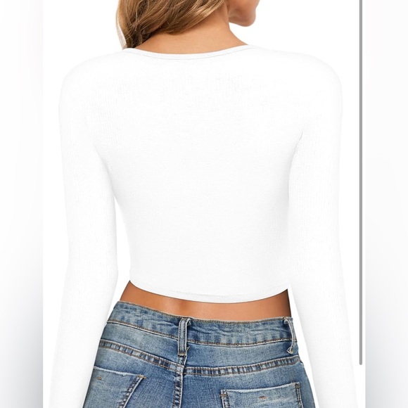 Long Sleeve Crop Tops for Women Tie Front V Neck Womens Sexy Tops Trendy - Picture 3 of 7